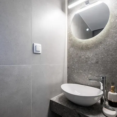 Semesterbostad Themida Luxurious Accomodation