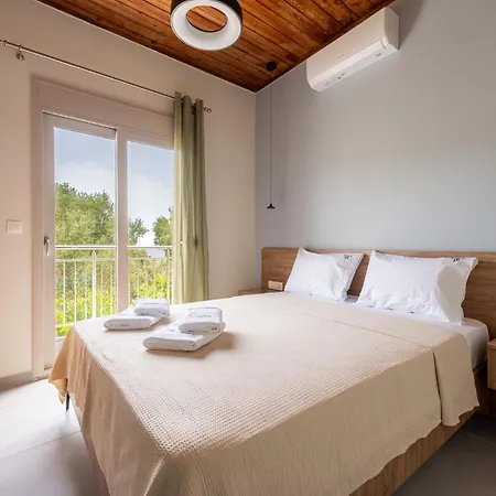 Themida Luxurious Accomodation * Nea Skioni