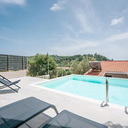Themida Luxurious Accomodation Nea Skioni